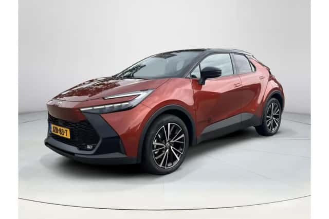 Toyota C-HR (2026) thumbnail 1