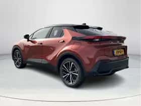 Toyota C-HR (2026) thumbnail 3