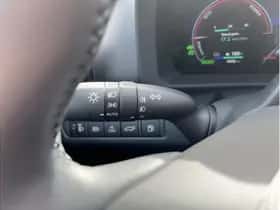 Toyota C-HR (2026) thumbnail 23