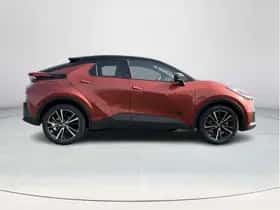 Toyota C-HR (2026) thumbnail 6