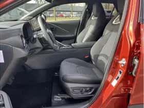 Toyota C-HR (2026) thumbnail 10