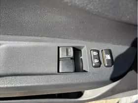 Toyota Verso-S (2012) thumbnail 11