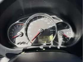 Toyota Verso-S (2012) thumbnail 15