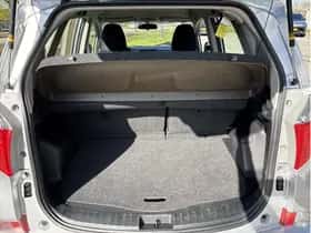 Toyota Verso-S (2012) thumbnail 23