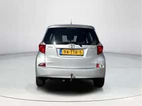 Toyota Verso-S (2012) thumbnail 4