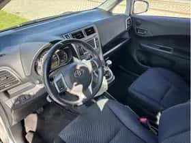 Toyota Verso-S (2012) thumbnail 9