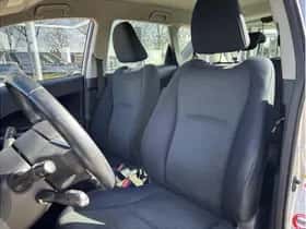 Toyota Verso-S (2012) thumbnail 10
