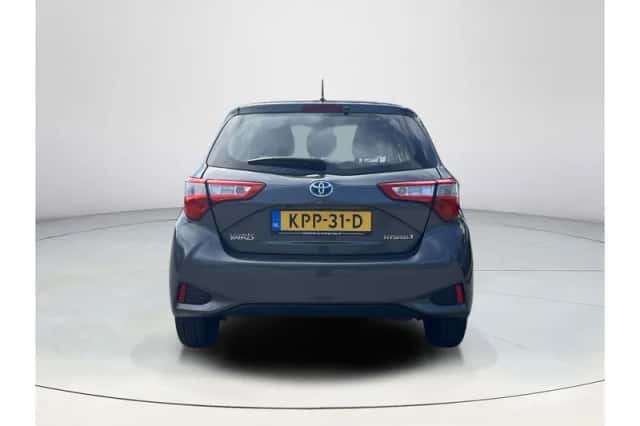 Toyota Yaris (2018) thumbnail 4