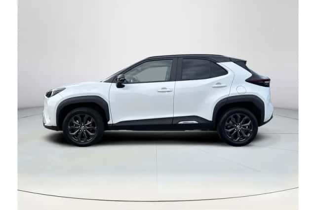 Toyota Yaris Cross (2024) thumbnail 2