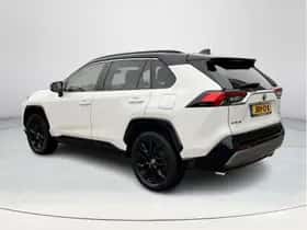 Toyota RAV4 (2023) thumbnail 3