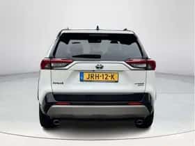 Toyota RAV4 (2023) thumbnail 4