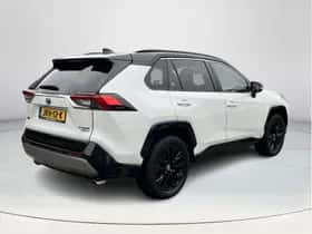 Toyota RAV4 (2023) thumbnail 5