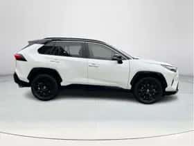Toyota RAV4 (2023) thumbnail 6