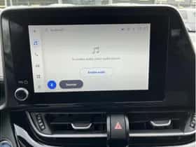 Toyota C-HR (2023) thumbnail 19