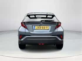Toyota C-HR (2023) thumbnail 4