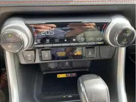 Toyota RAV4 (2022) thumbnail 20