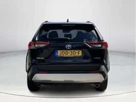 Toyota RAV4 (2022) thumbnail 4