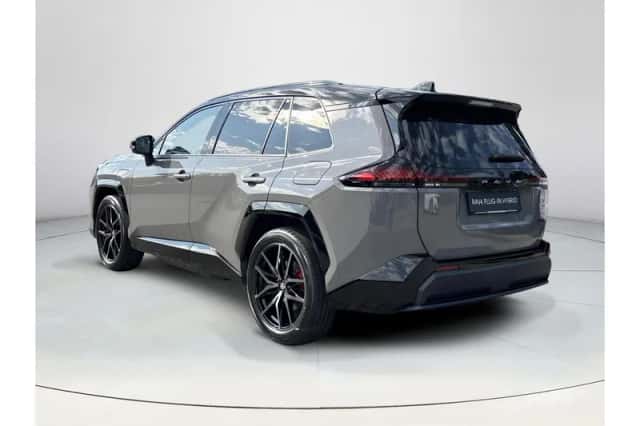 Toyota RAV4 (2026) thumbnail 3