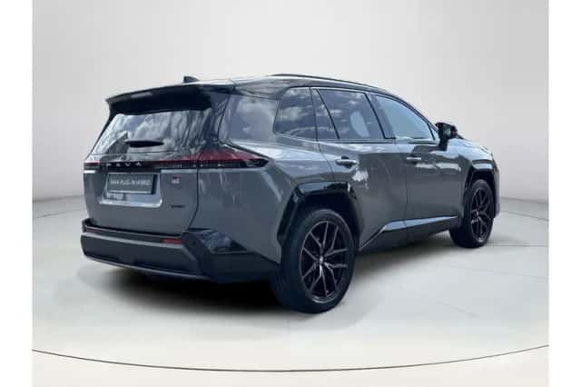 Toyota RAV4 (2026) thumbnail 5