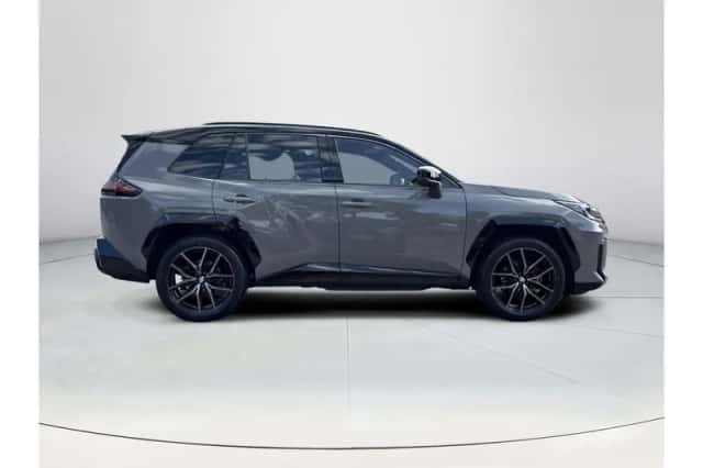 Toyota RAV4 (2026) thumbnail 6
