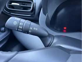Toyota Yaris Cross (2025) thumbnail 17
