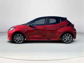 Toyota Yaris (2024) thumbnail 2