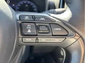 Toyota Yaris (2024) thumbnail 16