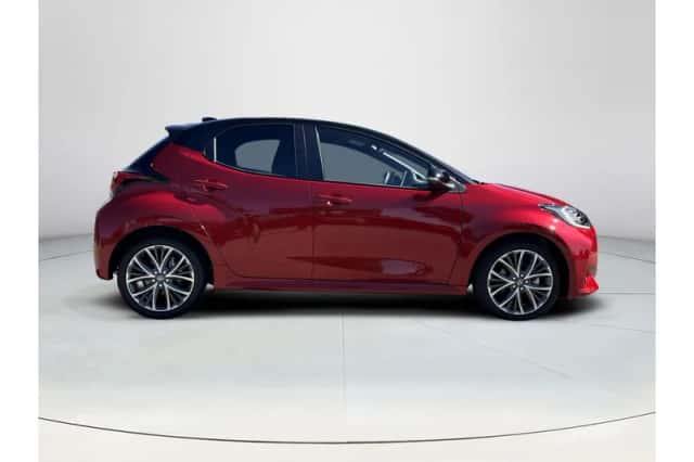 Toyota Yaris (2024) thumbnail 6
