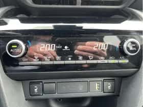 Toyota Yaris Cross (2024) thumbnail 24