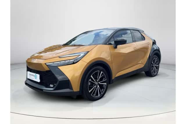 Toyota C-HR (2024) thumbnail 1