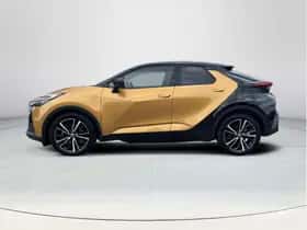 Toyota C-HR (2024) thumbnail 2