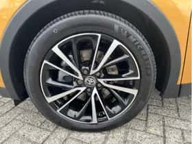 Toyota C-HR (2024) thumbnail 37