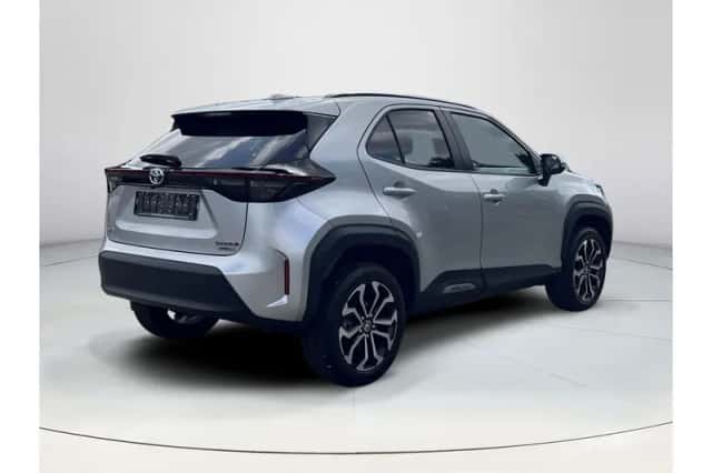 Toyota Yaris Cross (2024) thumbnail 5