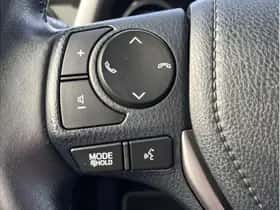 Toyota RAV4 (2016) thumbnail 15