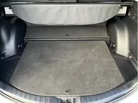 Toyota RAV4 (2016) thumbnail 24