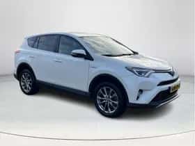Toyota RAV4 (2016) thumbnail 7