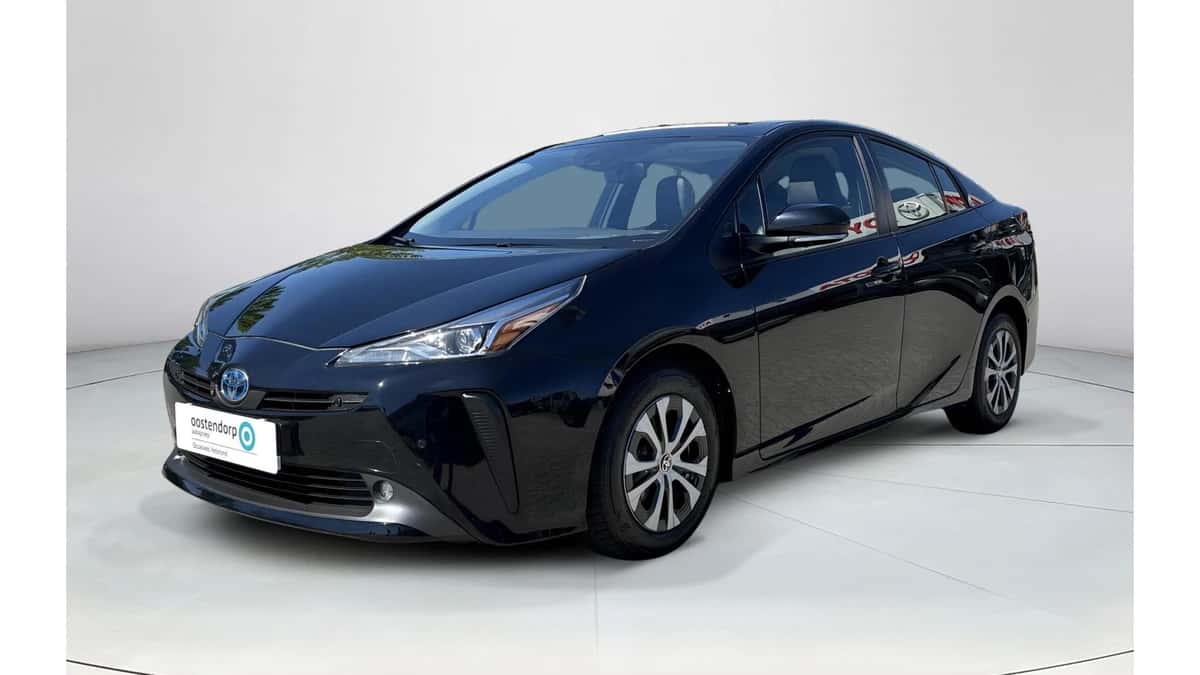 Toyota Prius (2023) — foto 1