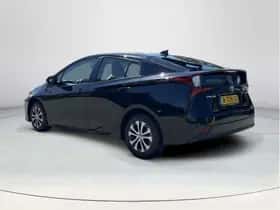 Toyota Prius (2023) thumbnail 3