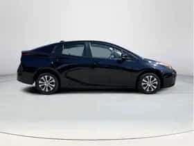 Toyota Prius (2023) thumbnail 6