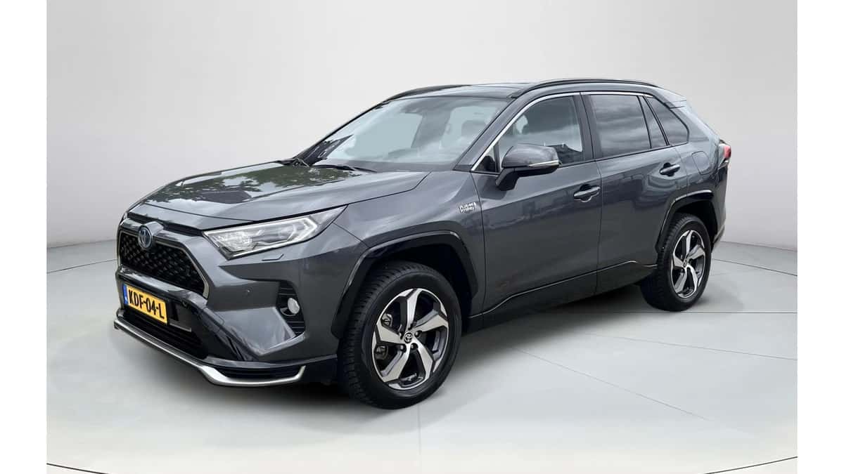 Toyota RAV4 (2021) — foto 1