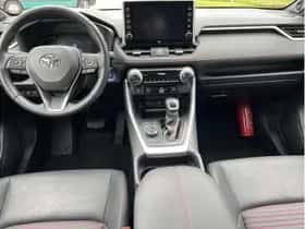 Toyota RAV4 (2021) thumbnail 11