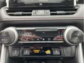 Toyota RAV4 (2021) thumbnail 24