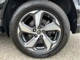 Toyota RAV4 (2021) thumbnail 30