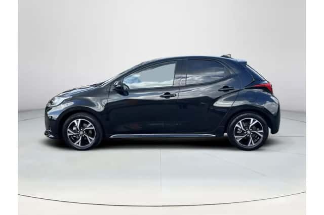 Toyota Yaris (2025) thumbnail 2