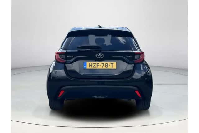 Toyota Yaris (2025) thumbnail 4