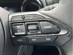 Toyota Yaris (2021) thumbnail 17