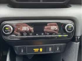 Toyota Yaris (2021) thumbnail 21