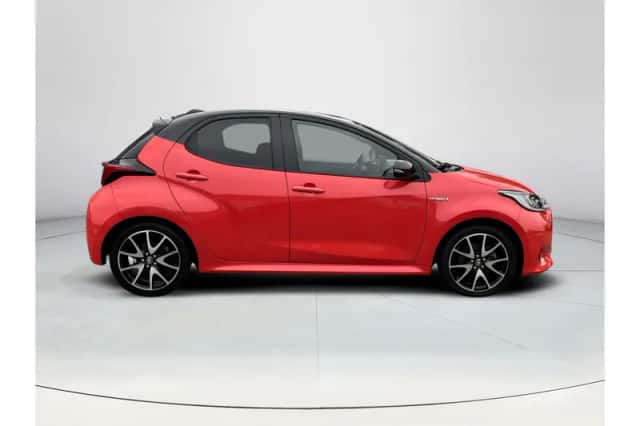 Toyota Yaris (2021) thumbnail 6