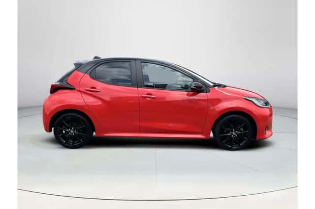Toyota Yaris (2022) thumbnail 6