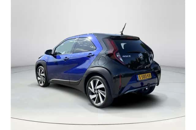 Toyota Aygo X (2023) thumbnail 3